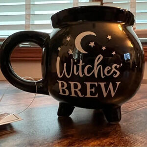 Witches cauldron “Witches Brew” ceramic mug made for Target.